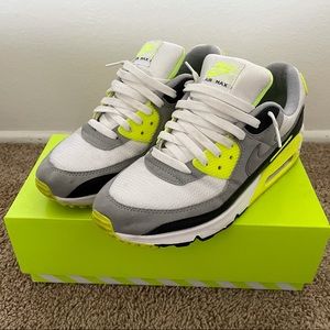 Nike Air Max 90 Volt Neon Yellow Size 10.5